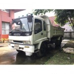 6 wheels daily Bangkok taxi service - Loe Petch Construction Part., Ltd.