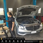 Mercedes-Benz repair shop - Benz Pracha Uthit.