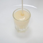 ซอสนมสำหรับไอศครีม (Milk syrup) - โรงงานผลิตน้ำเชื่อม ไซรัป ซอสเคลือบ OEM