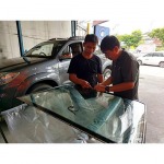 แนะนำร้านซ่อมกระจกรถยนต์ร้าว - ติดตั้งกระจกรถยนต์ พัฒนาการ-สินไทย กระจกรถยนต์ (1997)