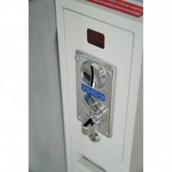 Repairing vending machine