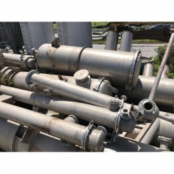 Sell stainless steel tanks.