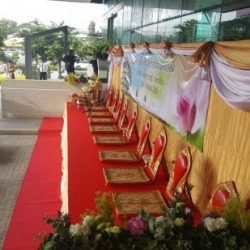 บริการชุดเวที สแตนด์ ประกอบพิธี