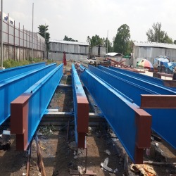 งานทำเครนแบบล้อเลื่อน (gantry crane) 