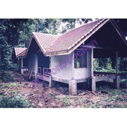 บ้านพักนักท่องเที่ยว เขาพนมเบญจา กระบี่