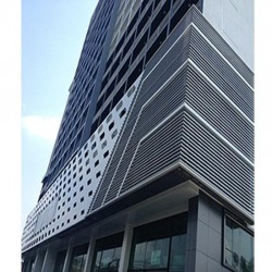 งานหุ้มด้วยอลูมิเนียมคอมโพสิต (Cladding - Lovver)