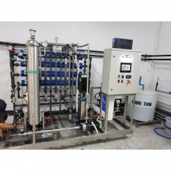 Installation of ro dialysis system