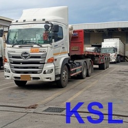 flatbed trailer