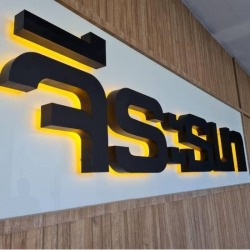 ร้านทำป้ายไฟตัวอักษรมีไฟ