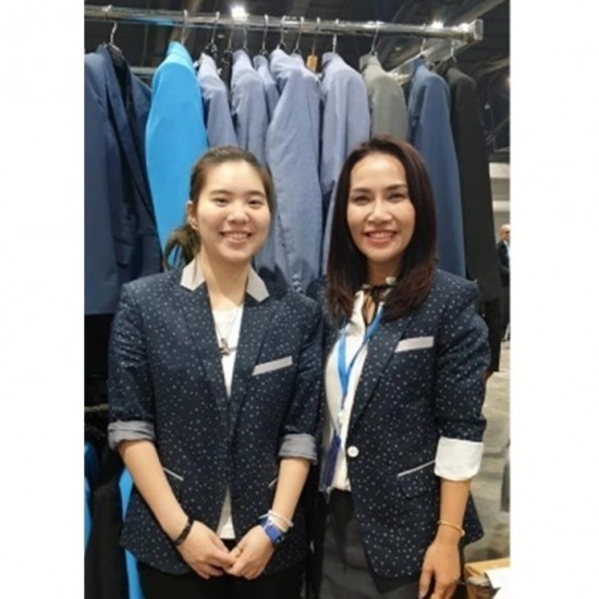 Suit for women near Prakanong Suit for women near Prakanong 