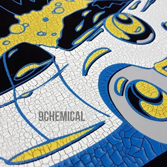 Crack Print Color printing fabric factory  Factory screened with color picker  Crack Print  Rubber fabric printing  Manufacture of clear printed rubber fabric  Produce color shirt screen  Manufacture of clear / cracked white rubber  Fabric printing factory  Produce color screen cloth COTTON  Production of rubber printed fabric 