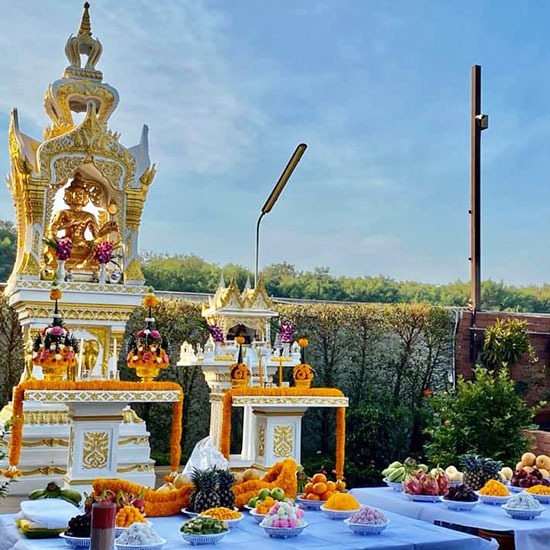 พิธีตั้งศาลบรวงสรวงพระพรหหม พิธีตั้งศาลบรวงสรวงพระพรหหม 