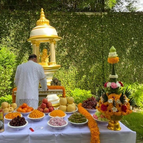 พิธีตั้งศาลเทพองค์พระพิฆเนศ พิธีตั้งศาลเทพองค์พระพิฆเนศ 