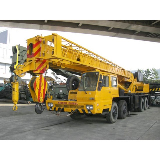 รถเครน Truck crane 120 ตัน Model รถเครน Truck crane 120 ตัน Model 