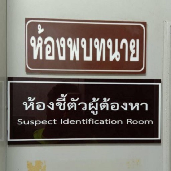 งานป้ายอะคริลิค บ่อวิน งานป้ายอะคริลิค บ่อวิน  อะคริลิคติดสติกเกอร์ ป้ายหน้าห้อง  รับทำงานอักษรโลหะบ่อวิน  งานอะคริลิคติดสติ๊กเกอร์ศรีราชา  ร้านทำป้าย ป้ายเนมเพลทชลบุรี  สแตนเลสกัดกรดบ่อวิน  ป้ายแกะสลักตัวอักษรชลบุรี 