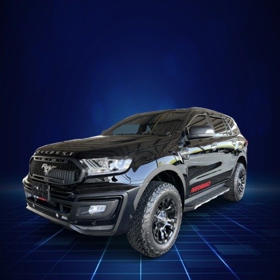 Ford Everest 2.0L 4x4 Bi-Turbo Titanium + Ford Everest 