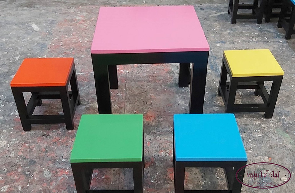 ร้านขายโต๊ะไม้สีสดใส ราคาถูก ร้านขายโต๊ะไม้สีสดใส ราคาถูก
